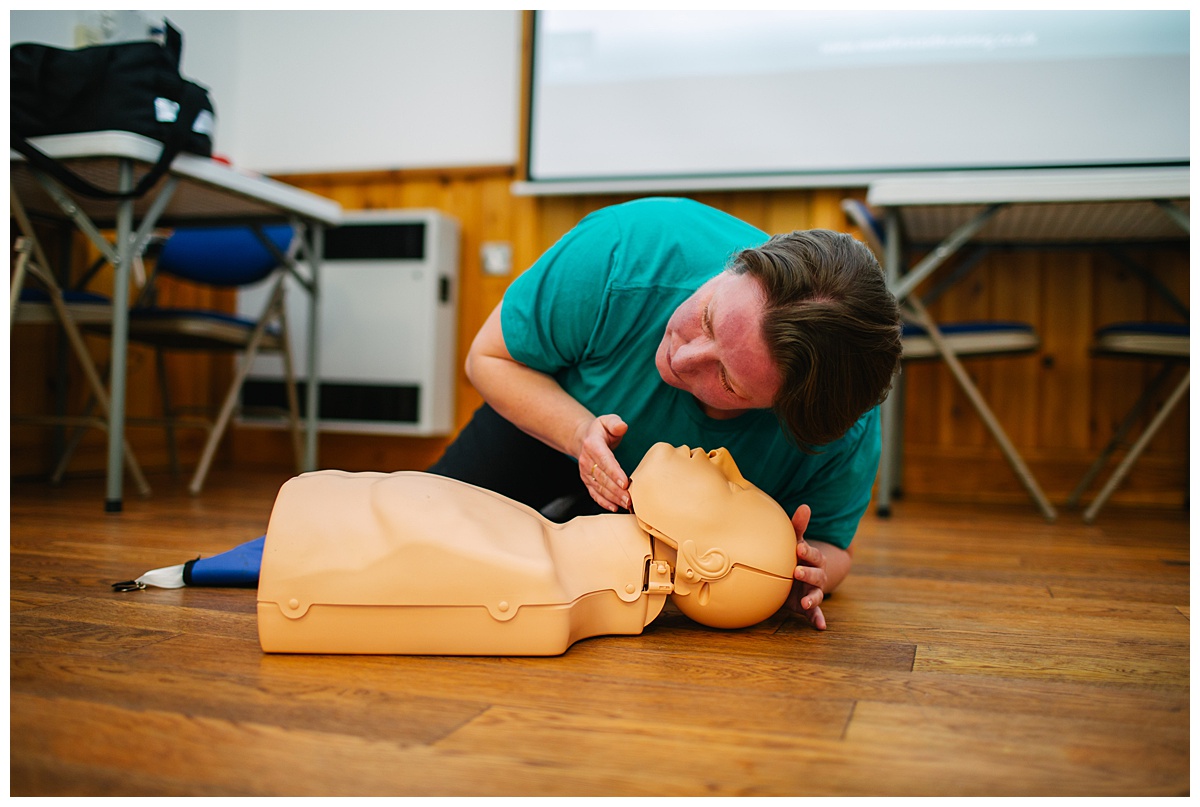 Katie_de_Silva_Photography_content_photography_WOW_First_aid_training_Pemrokeshire_0064